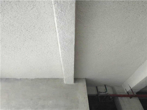 超細無機纖維噴涂